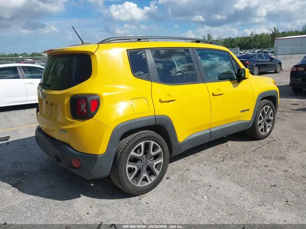 ZACCJABT5GPD06168 — 2016 Jeep Renegade, фото 4 с аукциона IAAI, Задняя часть слева