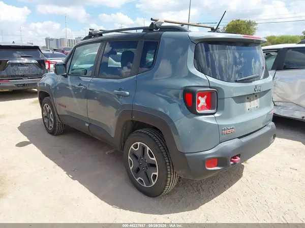 ZACCJBCT8GPD43557 — 2016 Jeep Renegade, фото 3 с аукциона IAAI, Град