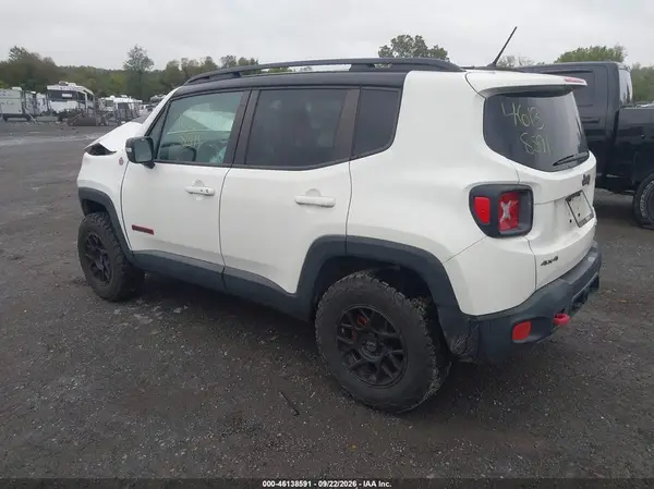 ZACCJBCB4HPG20259 — 2017 Jeep Renegade, фото 3 с аукциона IAAI, Передняя часть