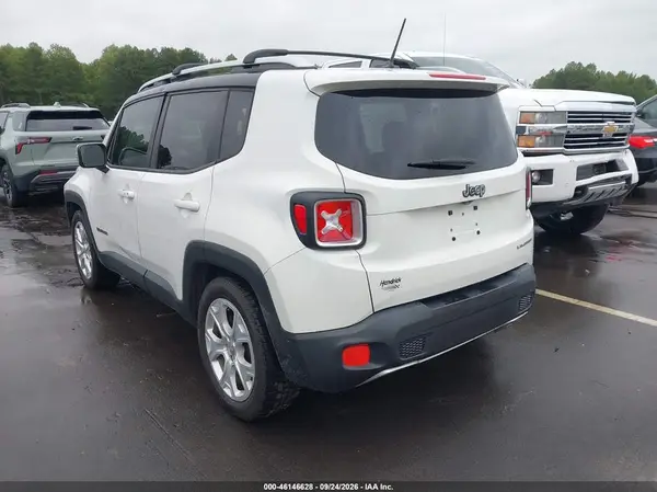 ZACCJADB6HPF21807 — 2017 Jeep Renegade, фото 3 с аукциона IAAI, Передняя часть
