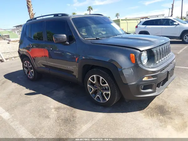 ZACCJABB0HPF68883 — 2017 Jeep Renegade, Задняя часть (Rear), фото до ремонта