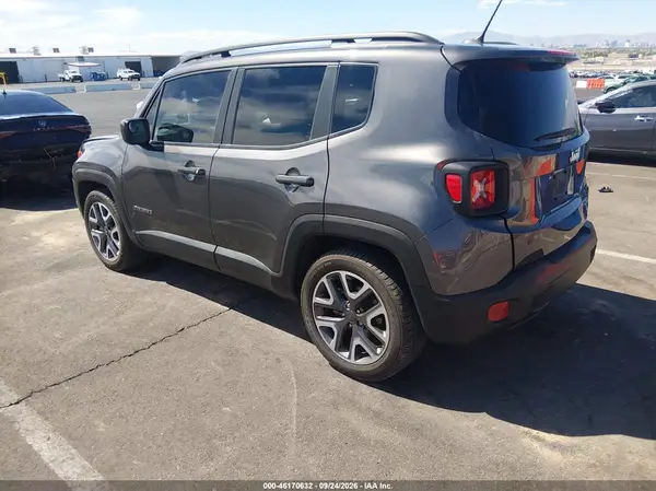 ZACCJABB0HPF68883 — 2017 Jeep Renegade, фото 3 с аукциона IAAI, Задняя часть