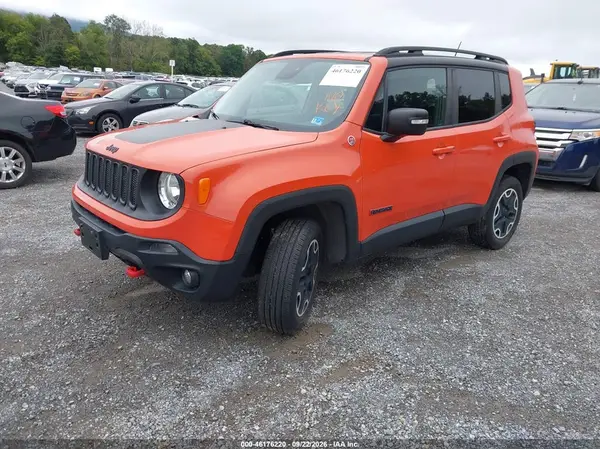 ZACCJBCBXHPE70643 — 2017 Jeep Renegade, фото 2 с аукциона IAAI 29.09.2026, Левый и правый бока