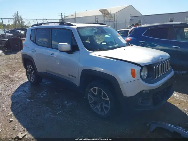 ZACCJBBB8HPF33062 — 2017 Jeep Renegade, Передняя часть (Front End), фото до ремонта