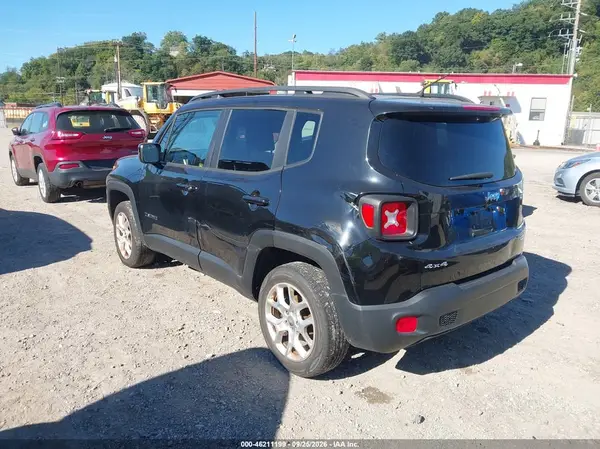 ZACCJBBB6HPG49716 — 2017 Jeep Renegade, фото 3 с аукциона IAAI 13.10.2026, Естественный износ