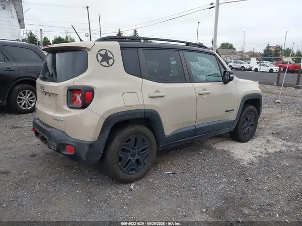 ZACCJBCB0HPE85197 — 2017 Jeep Renegade, фото 4 с аукциона IAAI, Левый бок