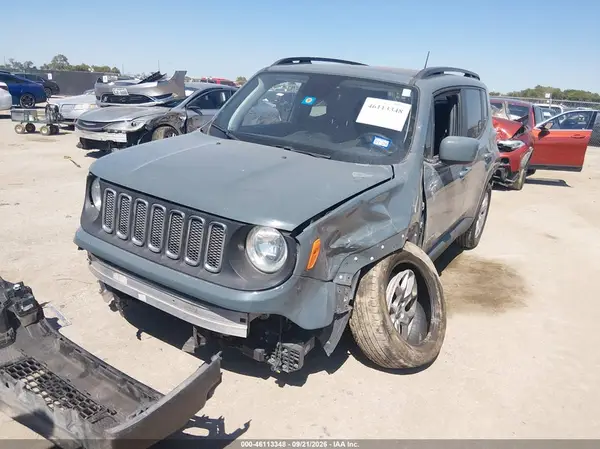 ZACCJABB2JPH07739 — 2018 Jeep Renegade, фото 2 с аукциона IAAI, Передняя часть