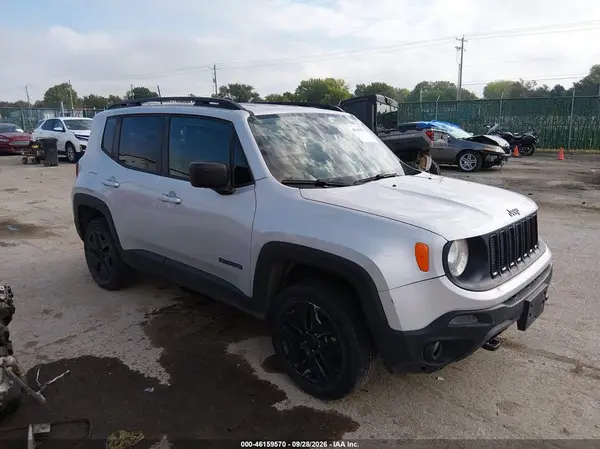 ZACCJBAB8JPH71999 — 2018 Jeep Renegade, Град (Hail), фото до ремонта