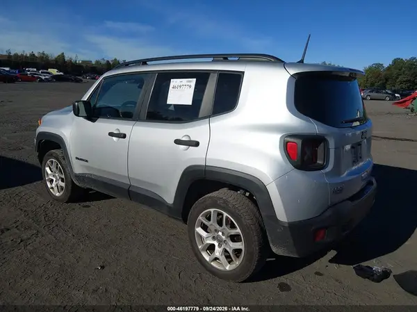 ZACCJBAB6JPJ41427 — 2018 Jeep Renegade, фото 3 с аукциона IAAI, Передняя часть