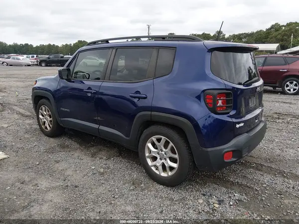 ZACCJABB3JPJ70182 — 2018 Jeep Renegade, фото 3 с аукциона IAAI 13.10.2026, Естественный износ