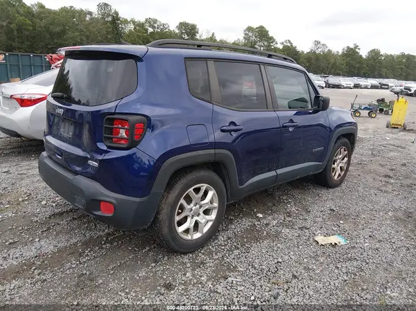 ZACCJABB3JPJ70182 — 2018 Jeep Renegade, фото 4 с аукциона IAAI 13.10.2026, Естественный износ