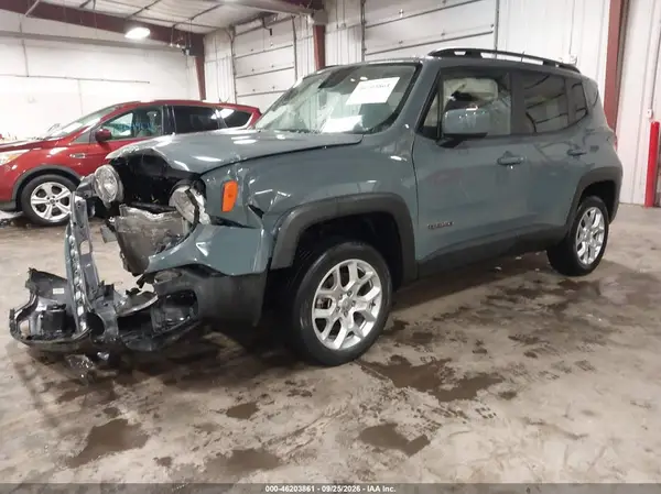 ZACCJBBB5JPJ45175 — 2018 Jeep Renegade, фото 2 с аукциона IAAI 09.10.2026, Передняя часть