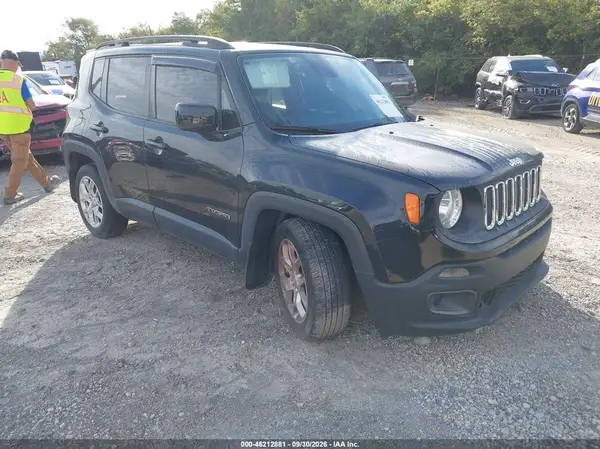 ZACCJABB4JPJ60762 — 2018 Jeep Renegade, Передняя часть слева (Left Front), фото до ремонта