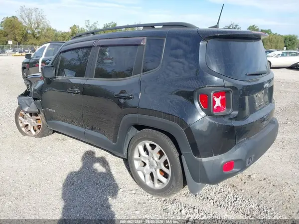ZACCJABB4JPJ60762 — 2018 Jeep Renegade, фото 3 с аукциона IAAI 06.10.2026, Передняя часть слева