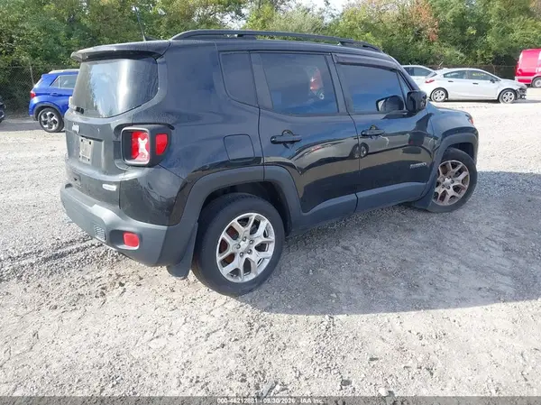 ZACCJABB4JPJ60762 — 2018 Jeep Renegade, фото 4 с аукциона IAAI 06.10.2026, Передняя часть слева