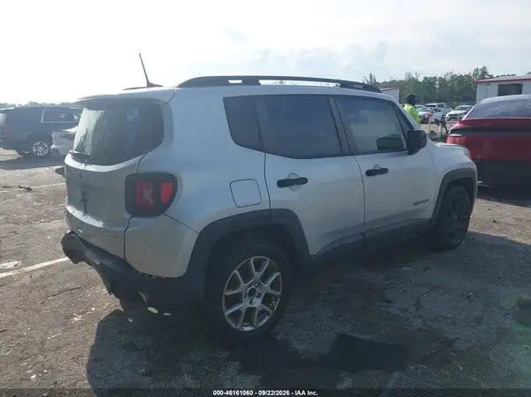 ZACNJABB0LPL02844 — 2020 Jeep Renegade, фото 4 с аукциона IAAI, Передняя часть