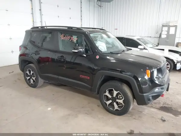 ZACNJDC1XNPP01139 — 2022 Jeep Renegade, Передняя часть (Front End), фото до ремонта