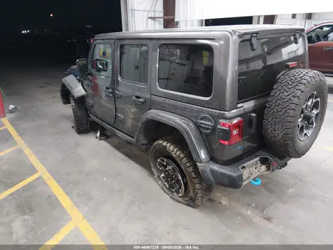 2021 Jeep Wrangler 4xe Unlimited Rubicon 4x4 VIN 1C4JJXR61MW675554 фото 3