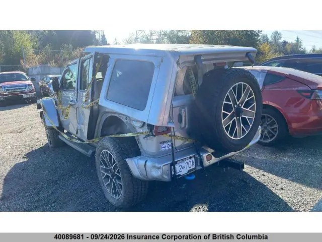1C4JJXP68PW521706 — 2023 Jeep Wrangler Sahara 4XE, фото 3 с аукциона IAAI 14.10.2026, Повреждения со всех сторон