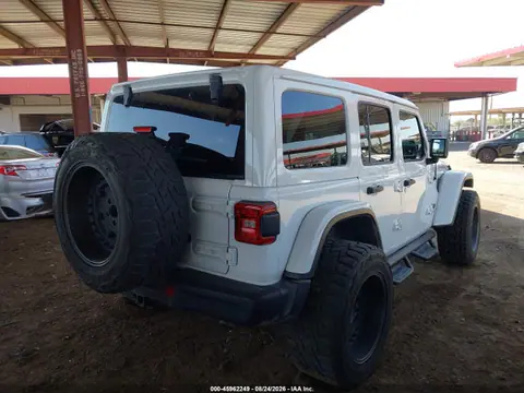 2018 Jeep Wrangler Unlimited Rubicon 4x4 VIN 1C4HJXFG2JW172848 фото 4