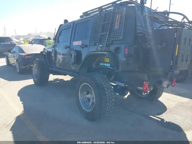 1C4HJWFG6HL675143 — 2017 Jeep Wrangler Unlimited Rubicon Recon 4X4, фото 3 с аукциона IAAI 30.09.2026, Правый бок
