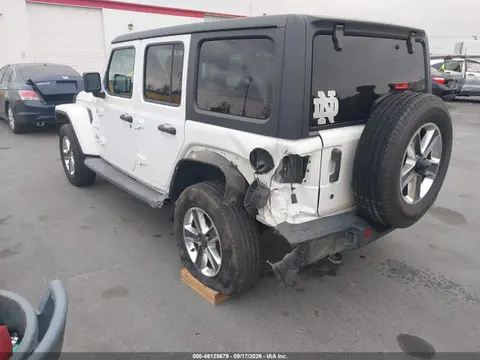 2019 Jeep Wrangler Unlimited Sahara 4x4 VIN 1C4HJXEN6KW614676 фото 3