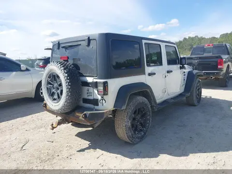 2016 Jeep Wrangler Unlimited Sport VIN 1C4BJWDG7GL268262 фото 4