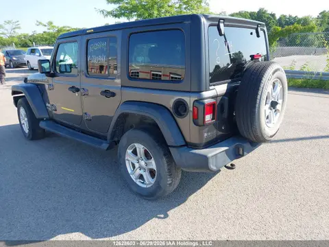 2018 Jeep Wrangler Unlimited Sport VIN 1C4HJXDNXJW220341 фото 3