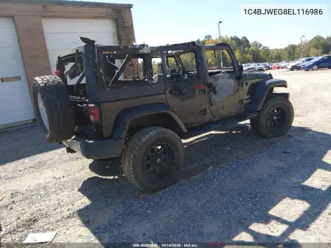 1C4BJWEG8EL116986 — 2014 Jeep Wrangler, фото 4 с аукциона IAAI, Пожар