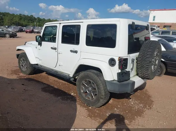 1C4BJWFG4GL266854 — 2016 Jeep Wrangler, фото 3 с аукциона IAAI 30.09.2026, Естественный износ