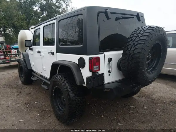 1C4BJWEG9GL201404 — 2016 Jeep Wrangler, фото 3 с аукциона IAAI, Опрокидывание
