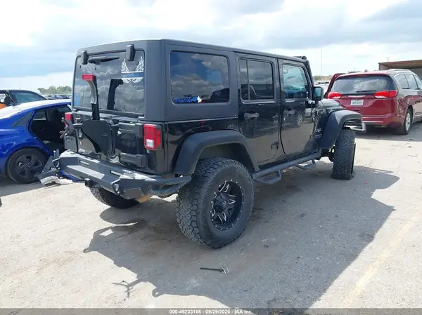 1C4BJWEGXGL127927 — 2016 Jeep Wrangler, фото 4 с аукциона IAAI, Передняя часть слева