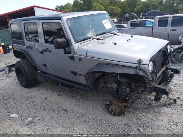 1C4BJWDG4HL511687 — 2017 Jeep Wrangler, Передняя часть (Front End), фото до ремонта