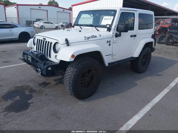 1C4AJWBG6HL566009 — 2017 Jeep Wrangler, фото 2 с аукциона IAAI 29.09.2026, Естественный износ