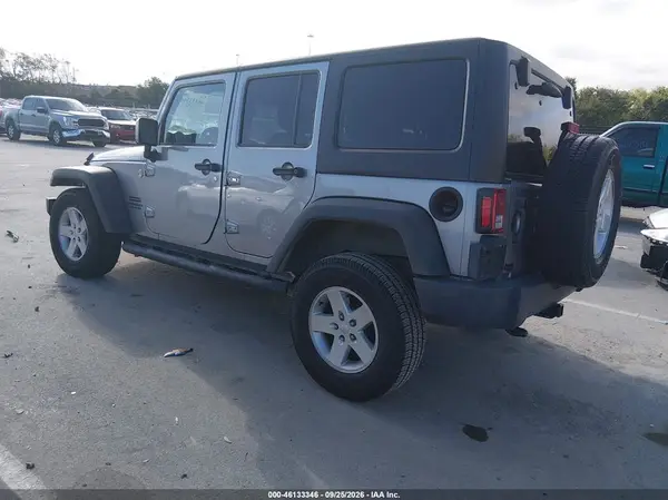 1C4BJWDG6HL657895 — 2017 Jeep Wrangler, фото 3 с аукциона IAAI 08.10.2026, Передняя часть справа