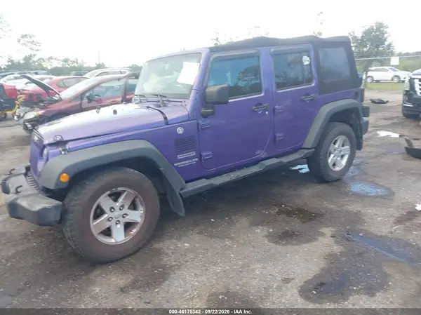 1C4BJWDG5HL713115 — 2017 Jeep Wrangler, фото 2 с аукциона IAAI 13.10.2026, Передняя часть