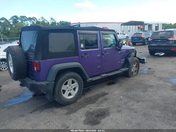 1C4BJWDG5HL713115 — 2017 Jeep Wrangler, фото 4 с аукциона IAAI 13.10.2026, Передняя часть