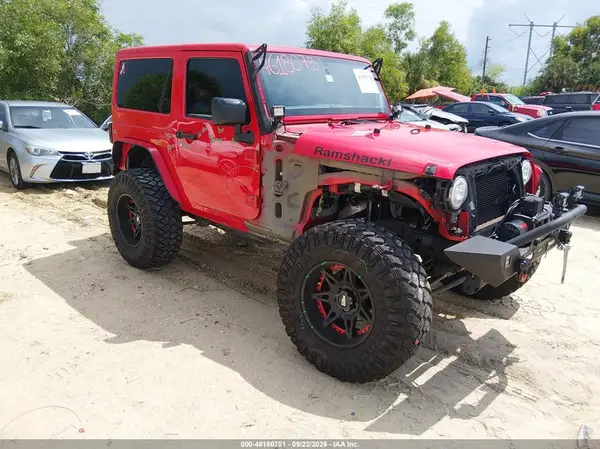 1C4AJWBGXHL589924 — 2017 Jeep Wrangler, Передняя часть справа (Right Front), фото до ремонта