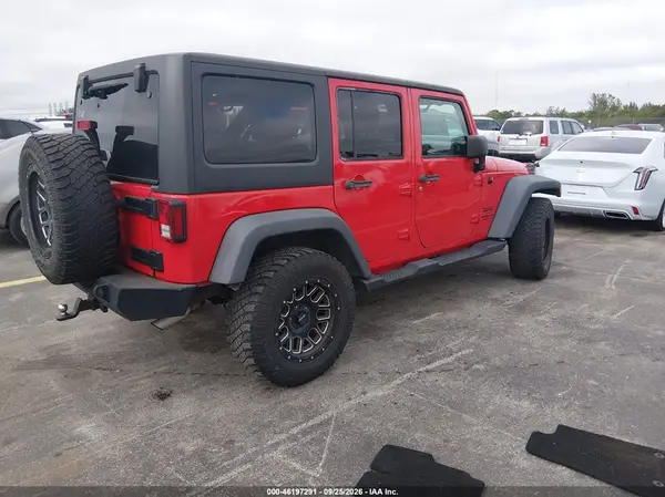 1C4BJWDGXHL698837 — 2017 Jeep Wrangler, фото 4 с аукциона IAAI, Левый бок