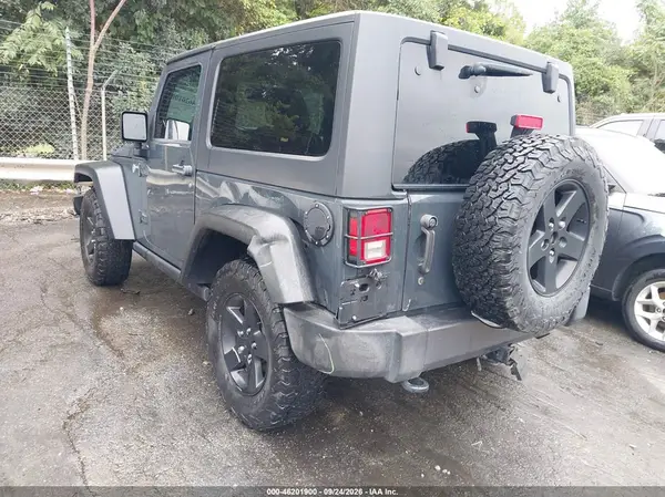 1C4AJWAG4HL613894 — 2017 Jeep Wrangler, фото 3 с аукциона IAAI, Передняя часть