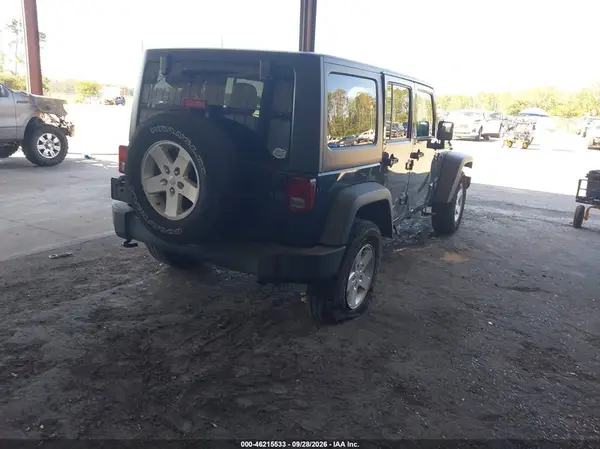 1C4BJWDG1HL747519 — 2017 Jeep Wrangler, фото 4 с аукциона IAAI, Правый бок