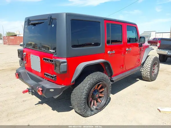 1C4BJWDG1HL662907 — 2017 Jeep Wrangler, фото 4 с аукциона IAAI, Не указано