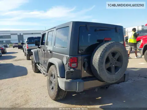 2017 Jeep Wrangler Unlimited Big Bear 4X4 VIN 1C4BJWDGXHL603290 фото 4