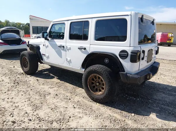 1C4HJXFG7JW329130 — 2018 Jeep Wrangler, фото 3 с аукциона IAAI 01.10.2026, Естественный износ