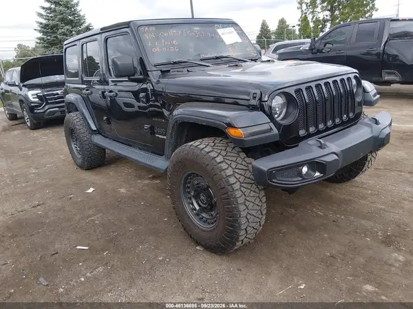 1C4HJXEG0JW184952 — 2018 Jeep Wrangler, Угон (Theft), фото до ремонта