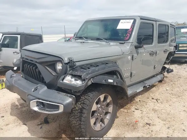 1C4HJXEN2JW215939 — 2018 Jeep Wrangler, фото 2 с аукциона IAAI, Задняя часть
