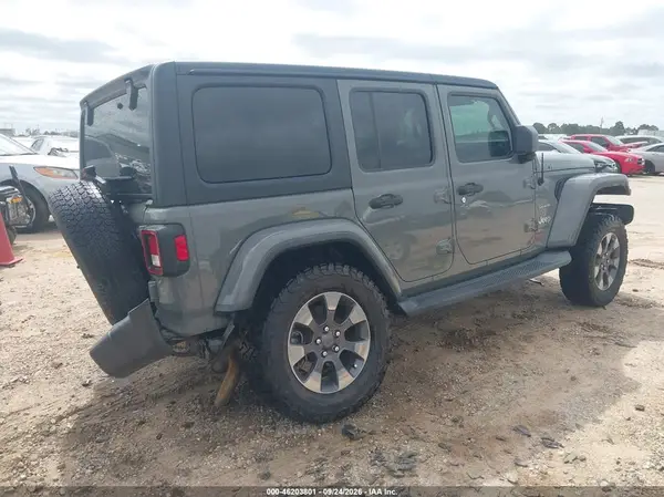 1C4HJXEN2JW215939 — 2018 Jeep Wrangler, фото 4 с аукциона IAAI, Задняя часть
