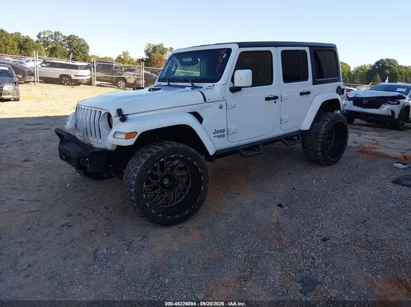 1C4HJXDG3JW181965 — 2018 Jeep Wrangler, фото 2 с аукциона IAAI, Правый бок