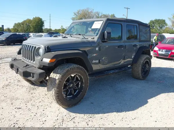 1C4HJXDN4KW547982 — 2019 Jeep Wrangler, фото 2 с аукциона IAAI, Подтопление