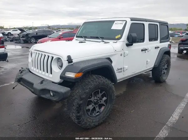 1C4HJXDG0KW557636 — 2019 Jeep Wrangler, фото 2 с аукциона IAAI, Правый бок